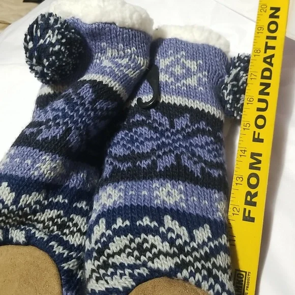 🍎Nwt MUK LUKS Slipper Tall Socks Grippers Knit Sherpa Pom Small Medium 6 - 8 - Picture 7 of 8